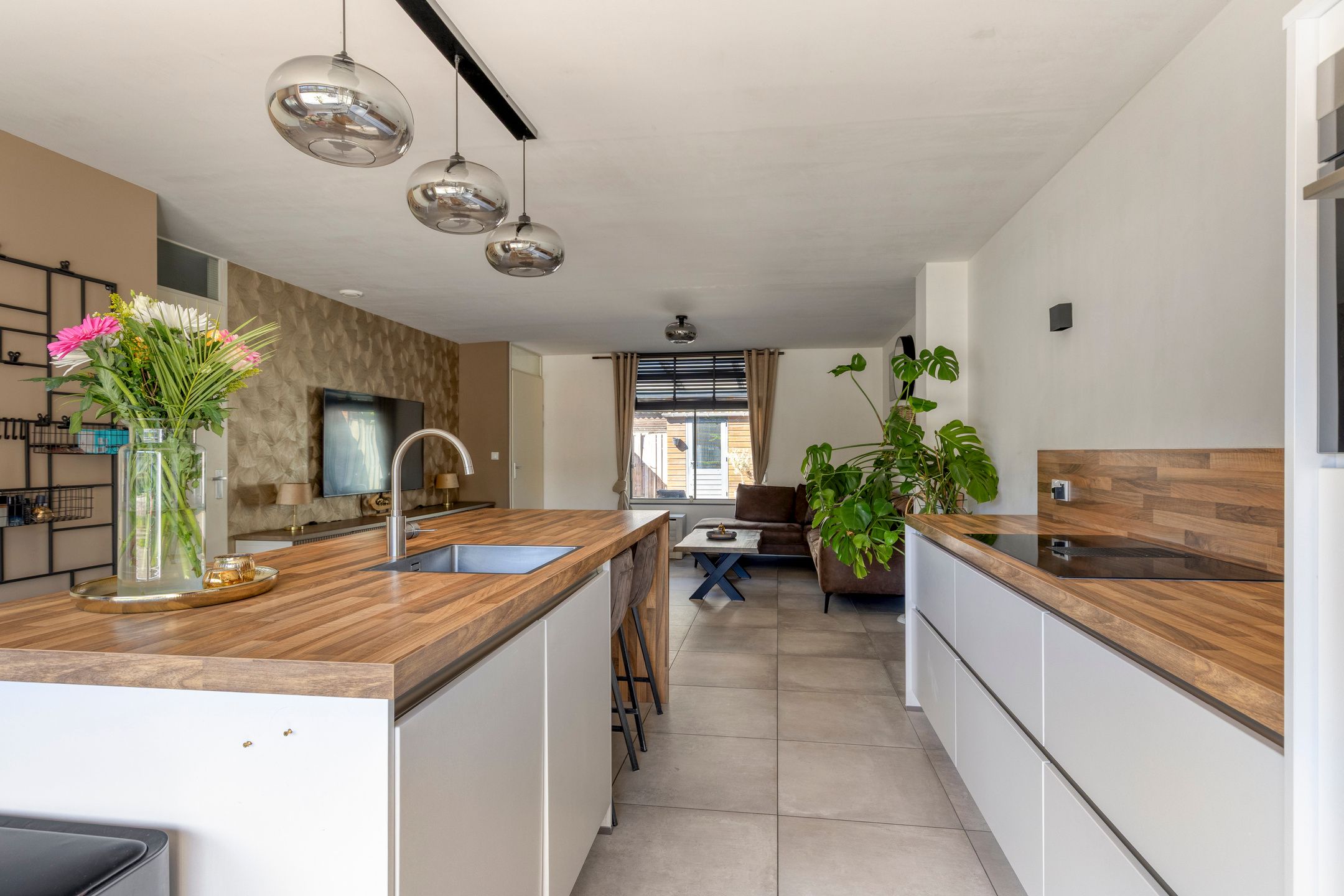 Foto 15 van Sassenheimstraat 9