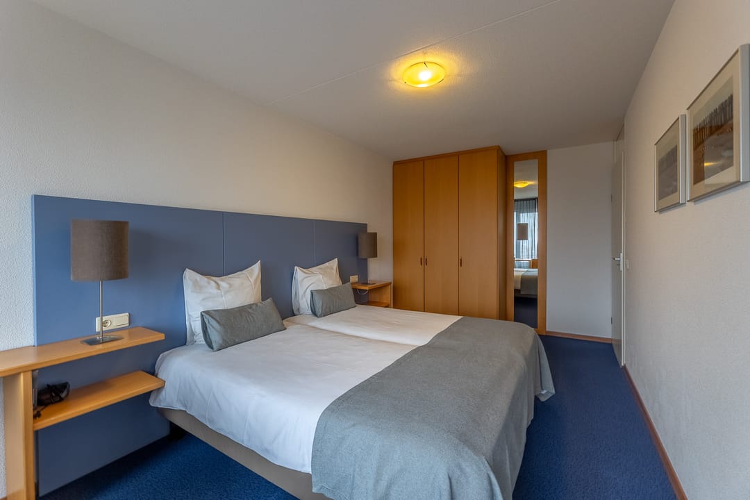 Photo 32 of Boulevard Bankert 704