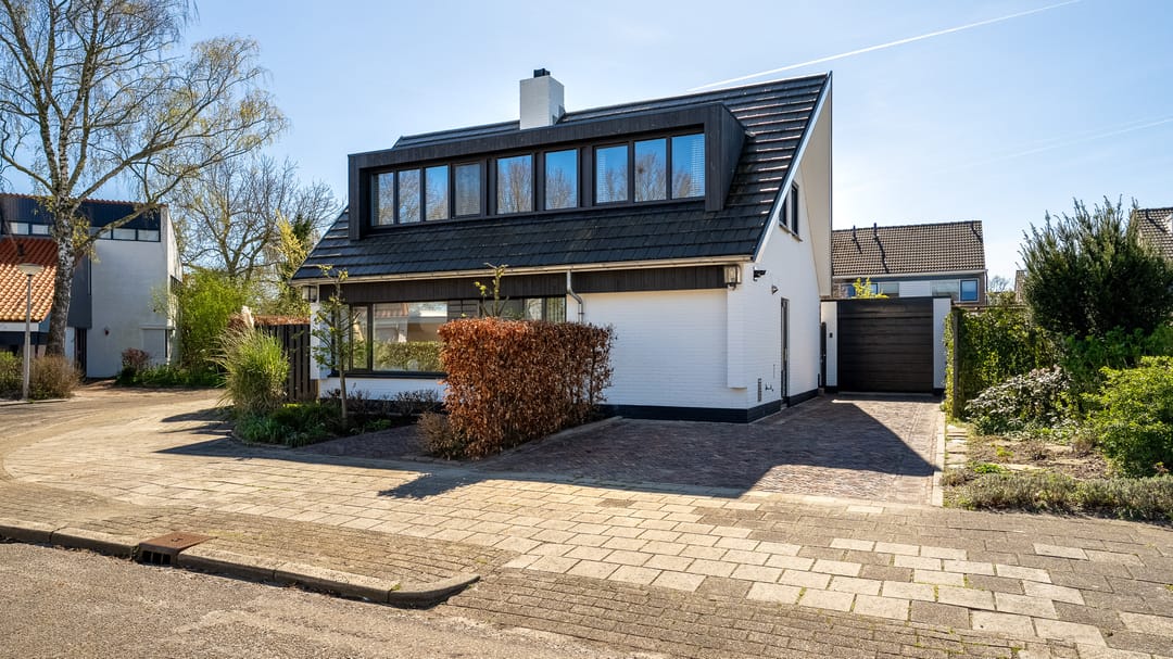 Photo 1 of Rensumaborg 17