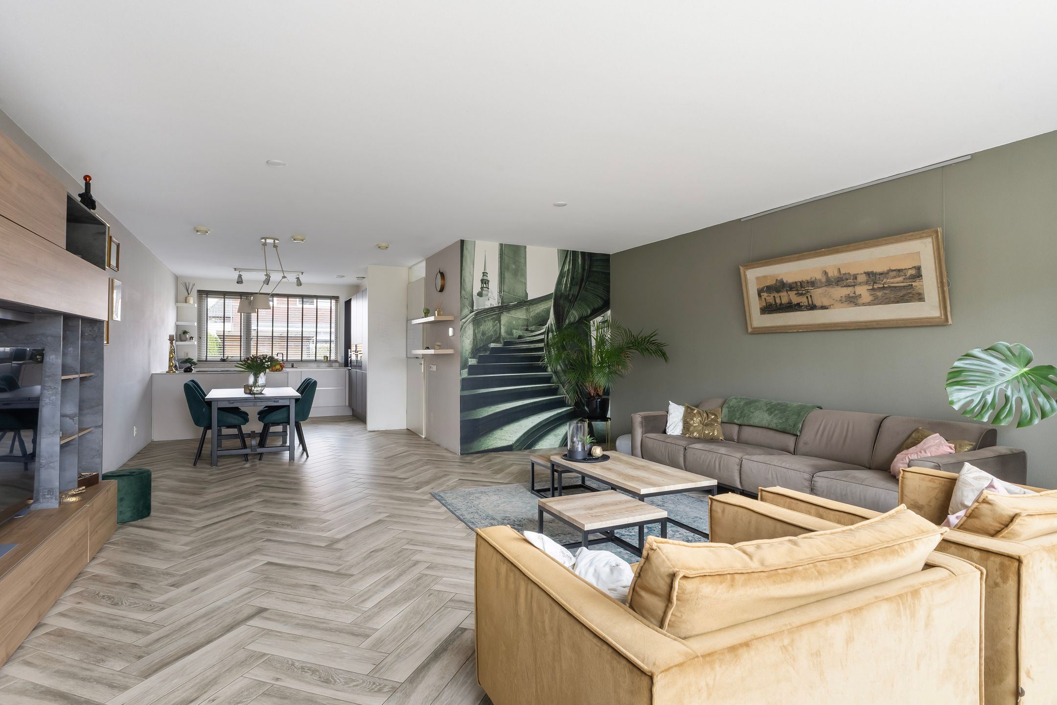 Photo 12 of Ytsjesân 19