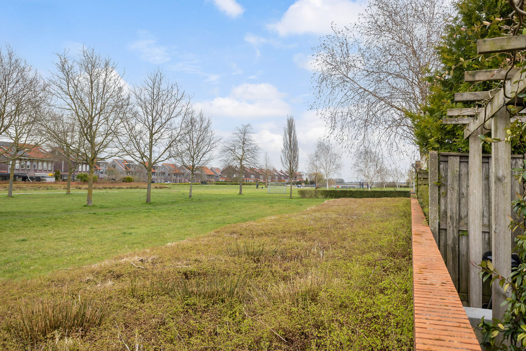 Photo 45 of Ytsjesân 19