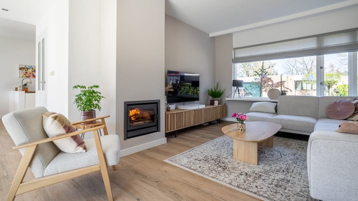 Foto 2 van Rensumaborg 17