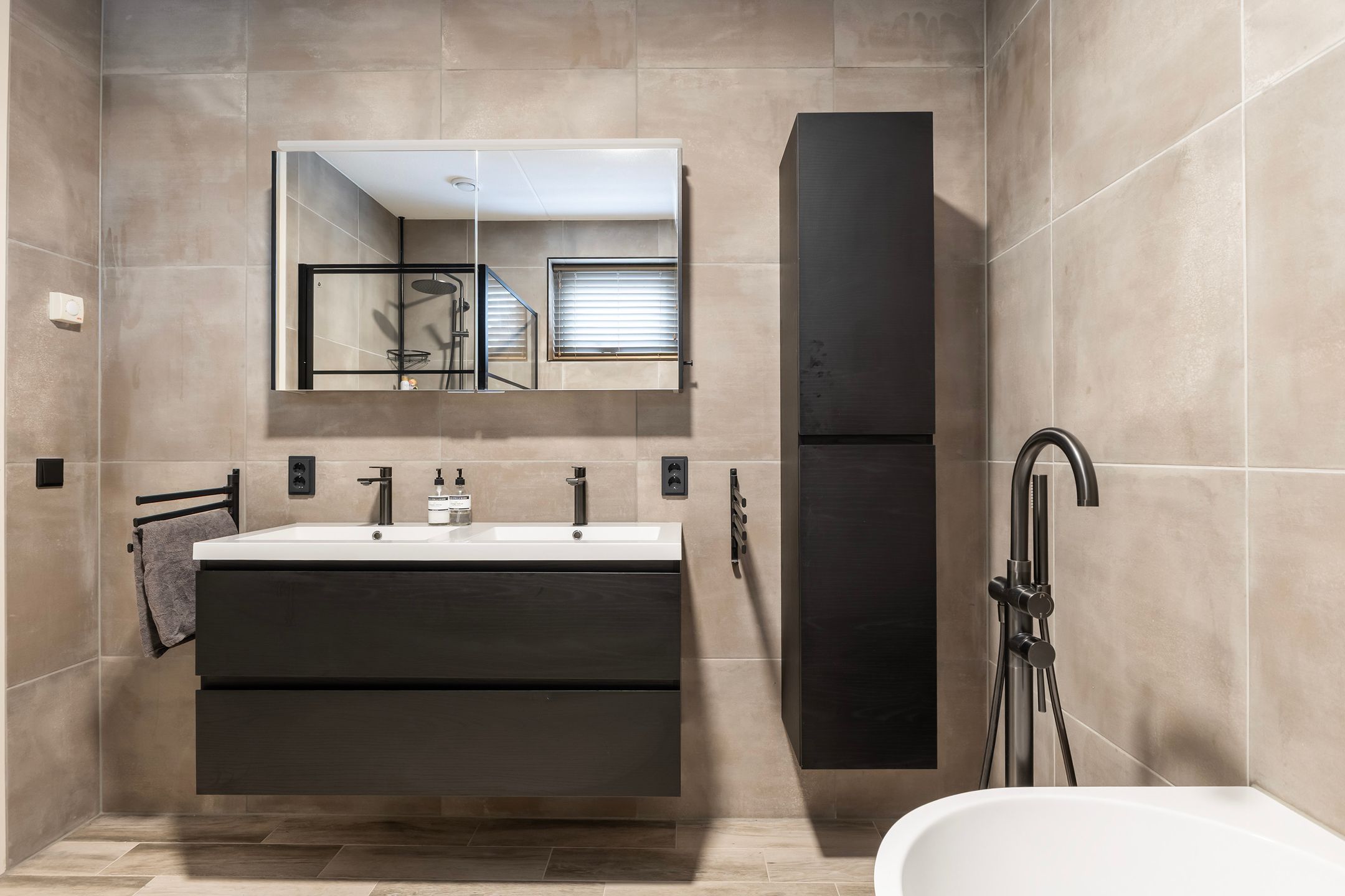 Photo 36 of Ytsjesân 19