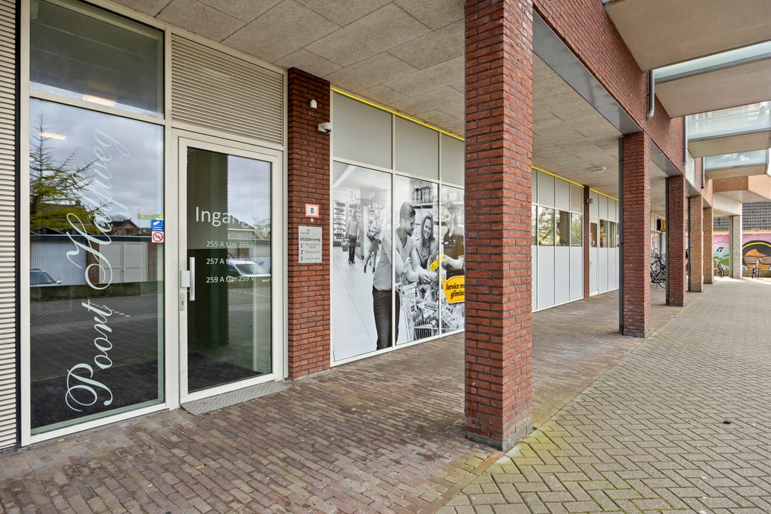 Foto 23 van Middenweg 257-L