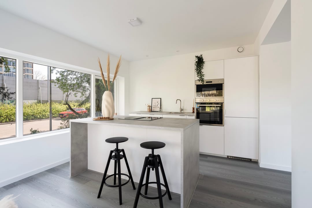 Photo 2 of Parallelstraat 73-A