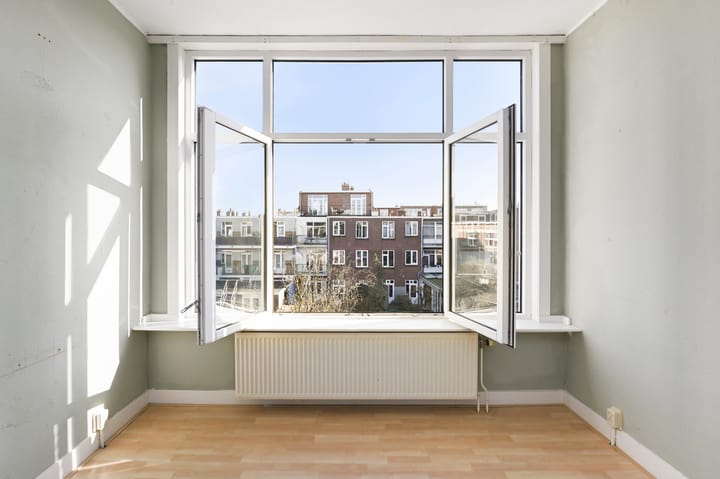 Photo 4 of Cederstraat 78