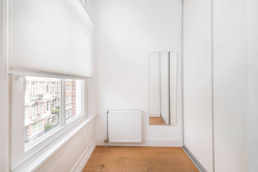 Charming 2-bedroom apartment with original details in Amsterdam Weesperzijde-Noord — 26