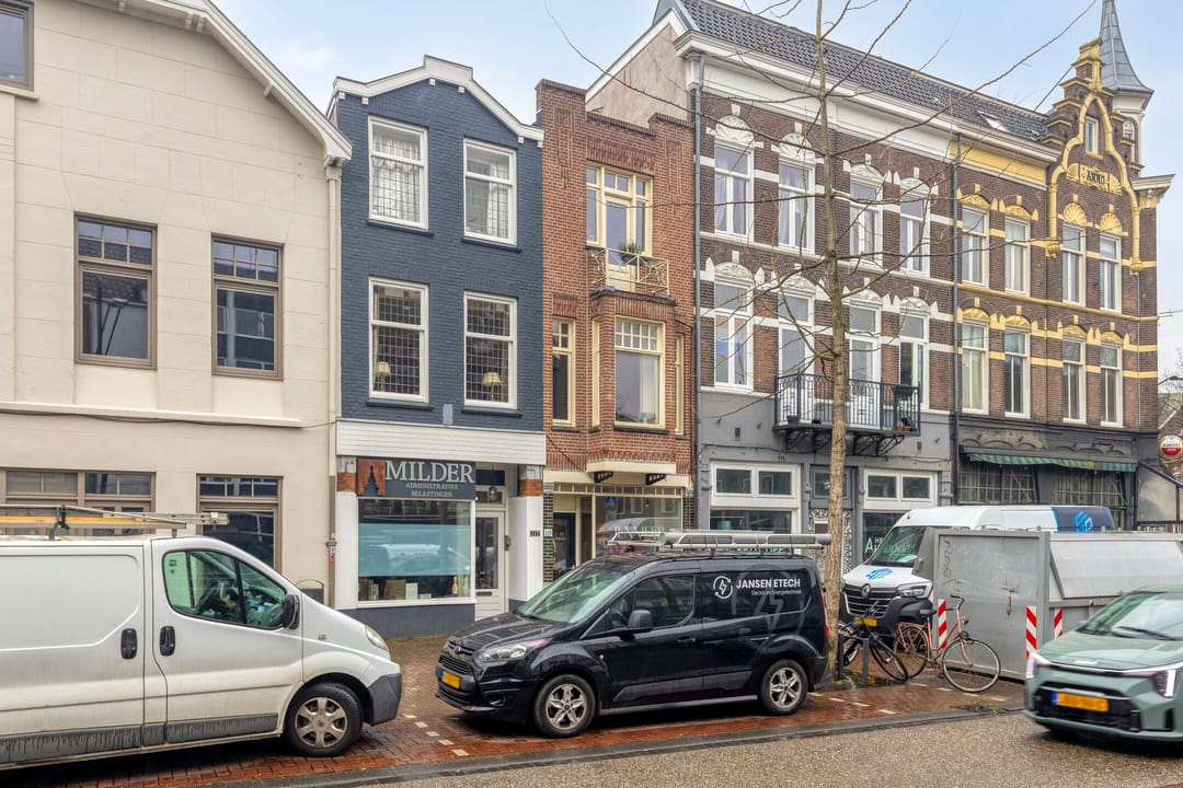 Charming Renovated Apartment with Balcony and Terrace in Nijmegen Center — 26