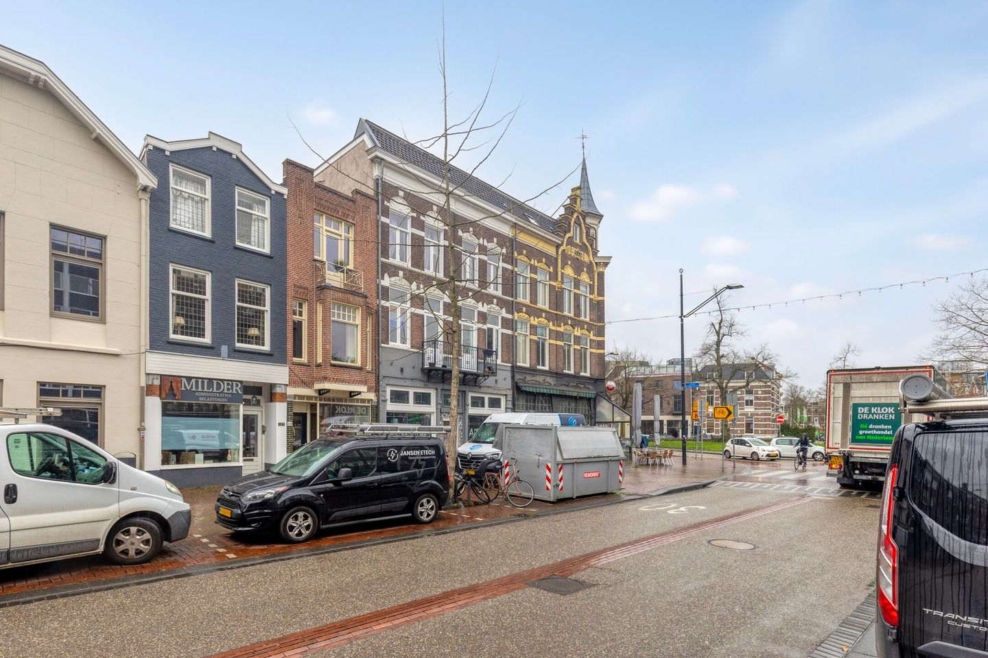 Charming Renovated Apartment with Balcony and Terrace in Nijmegen Center — 25
