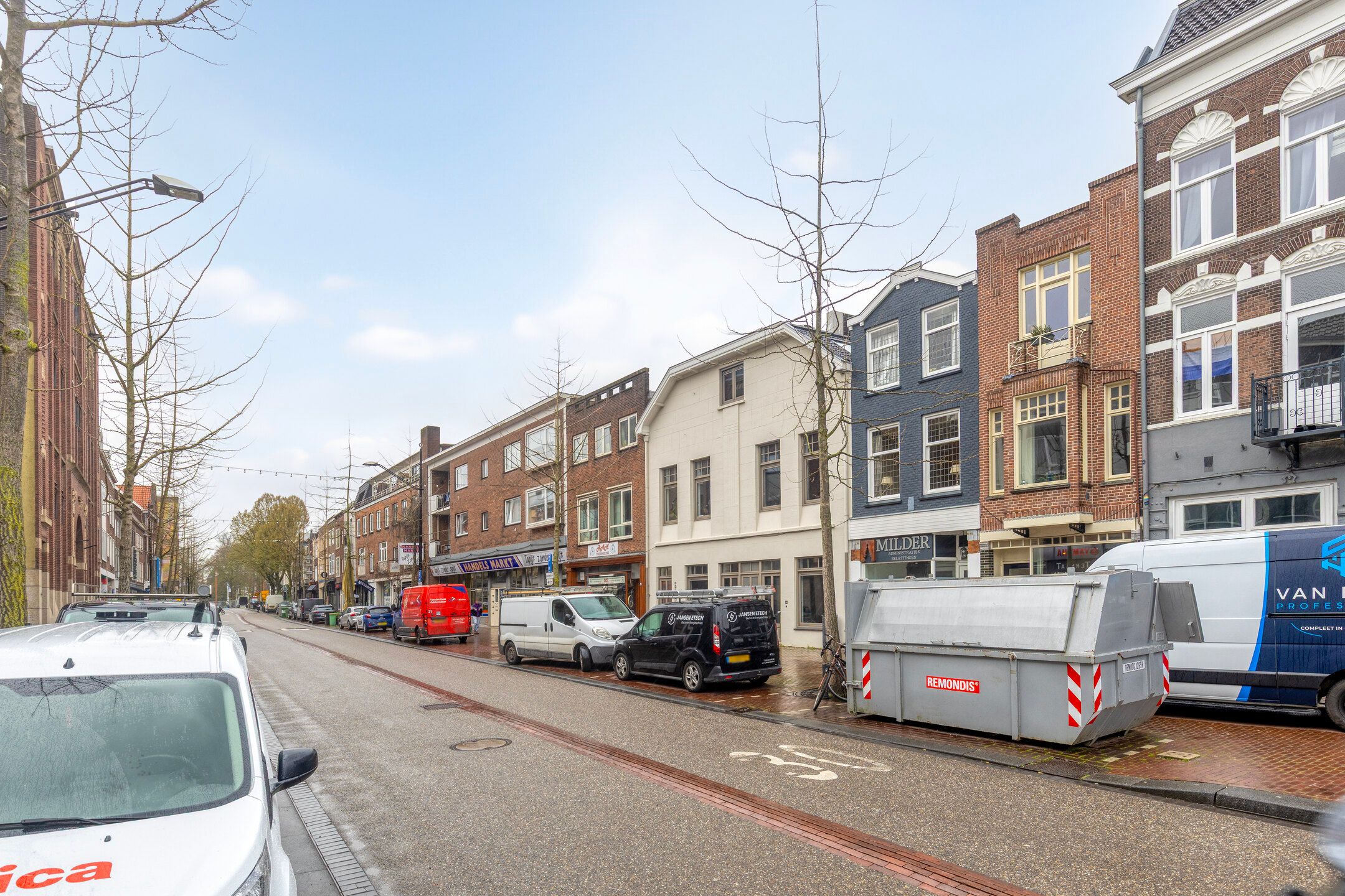 Charming Renovated Apartment with Balcony and Terrace in Nijmegen Center — 27