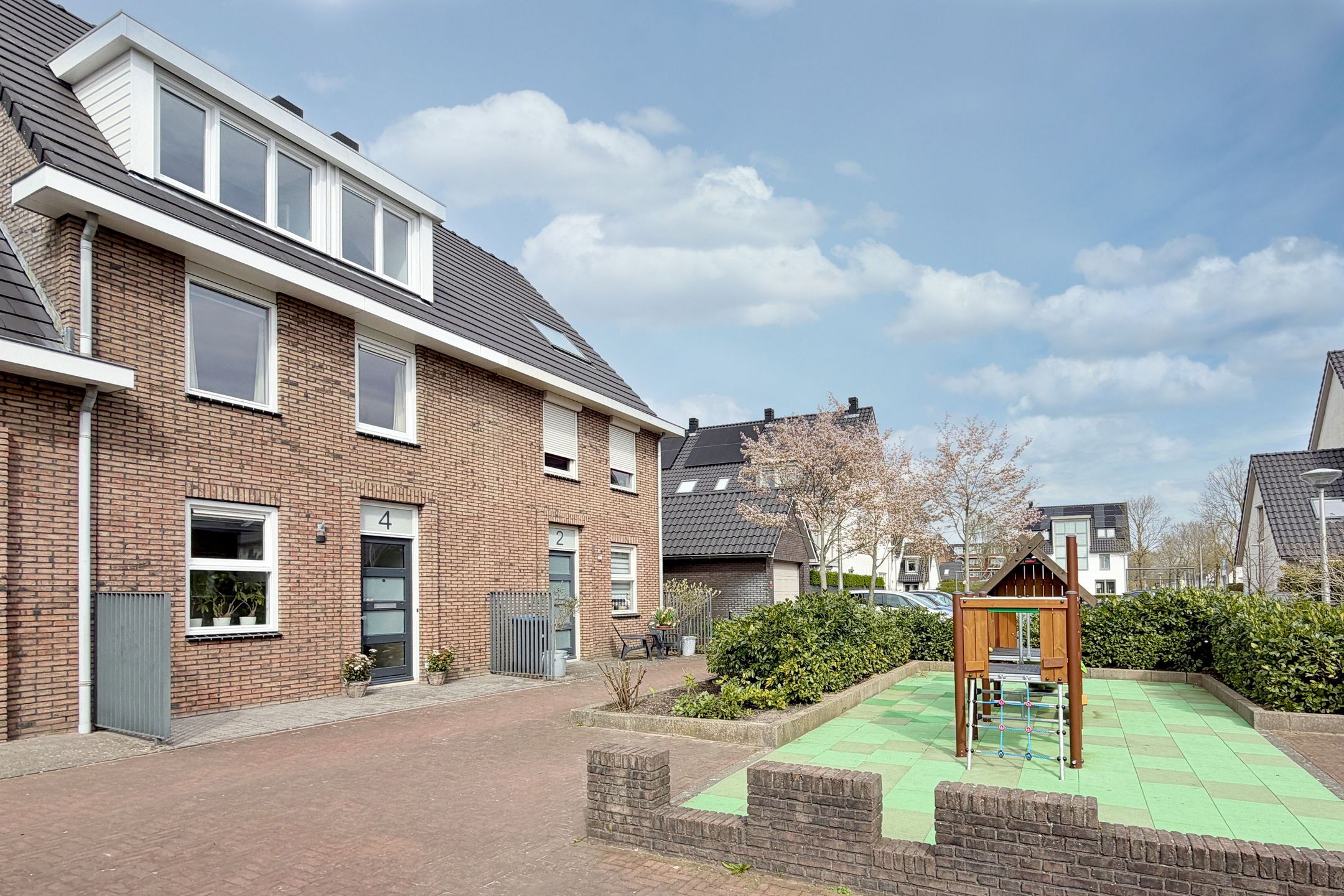 Foto 30 van Hackfort 4