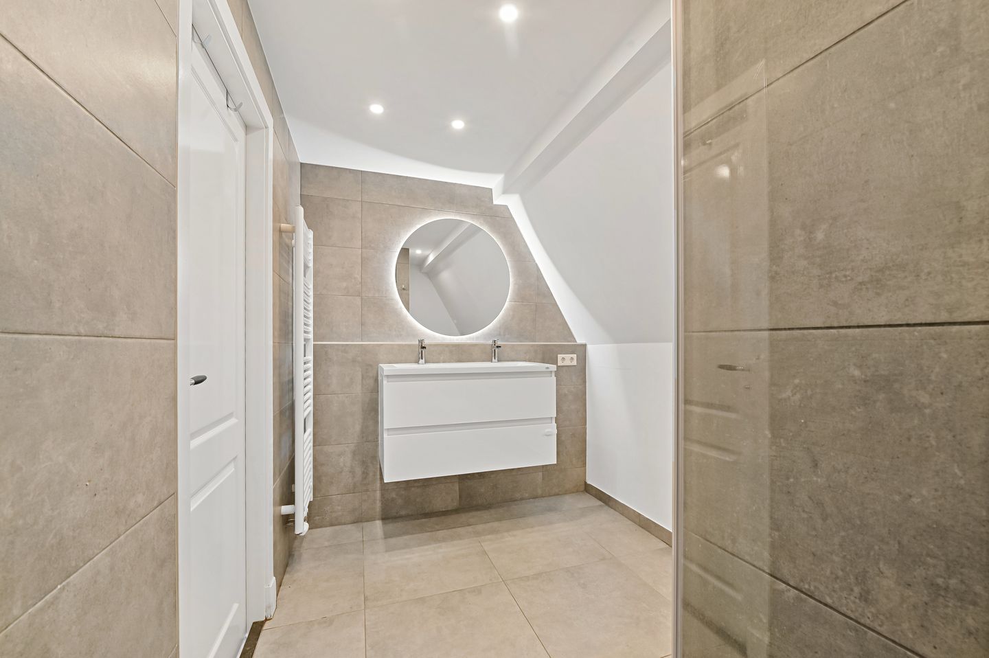 Photo 5 of Loosduinseweg 763