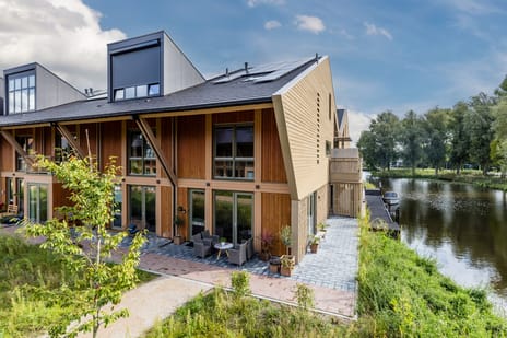 Nina Simonehof 23 secondary image