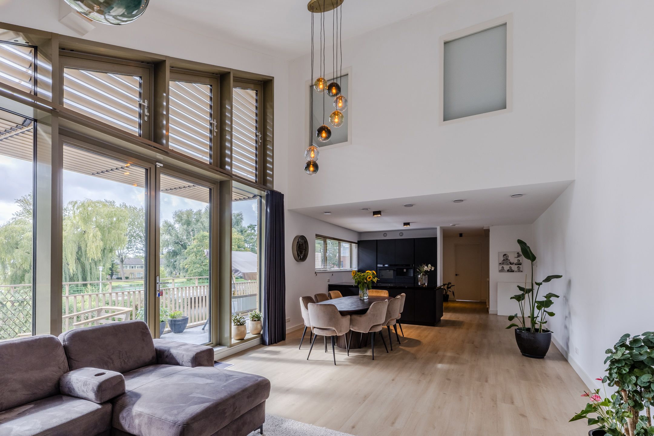 Foto 9 van Nina Simonehof 23