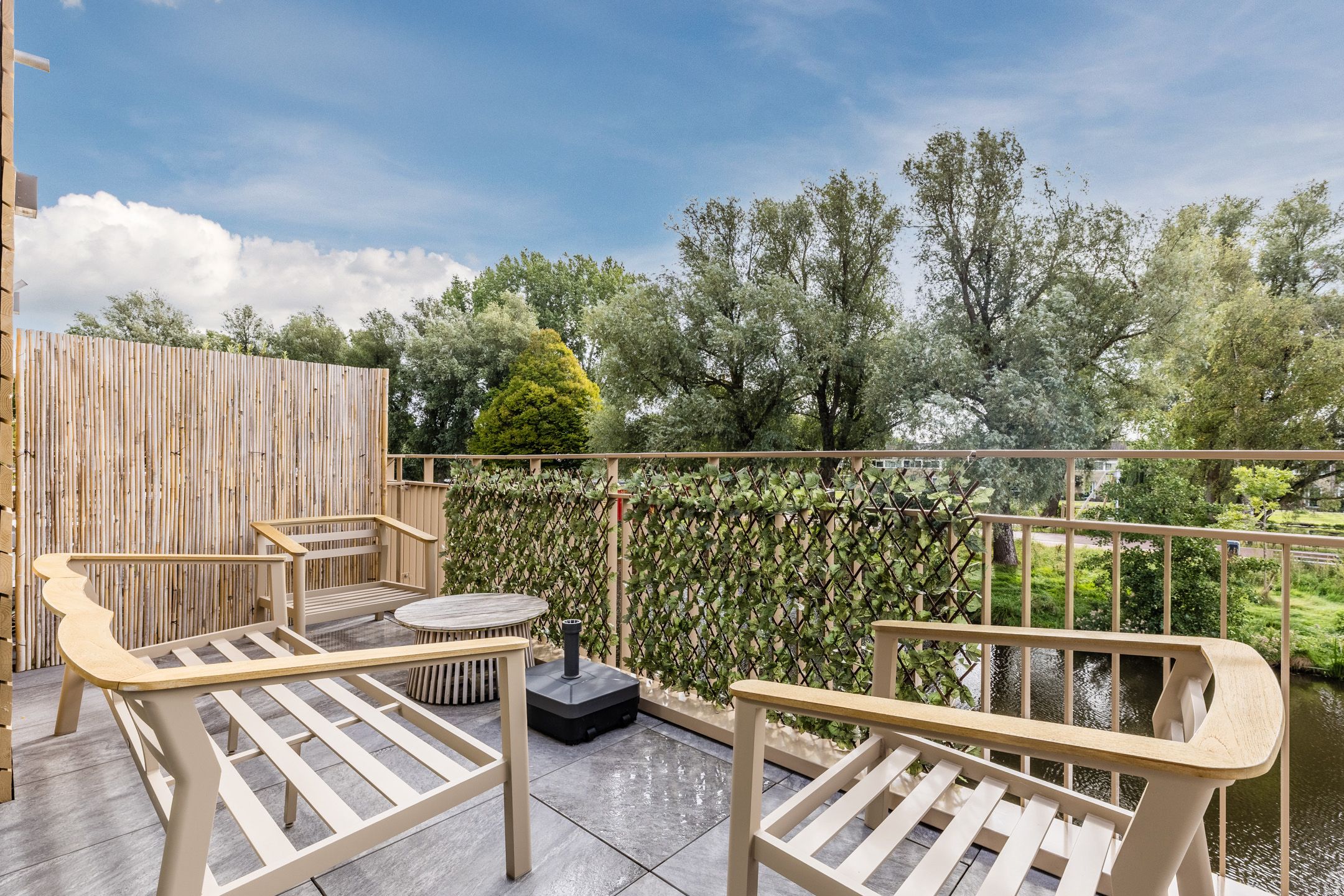 Foto 33 van Nina Simonehof 23