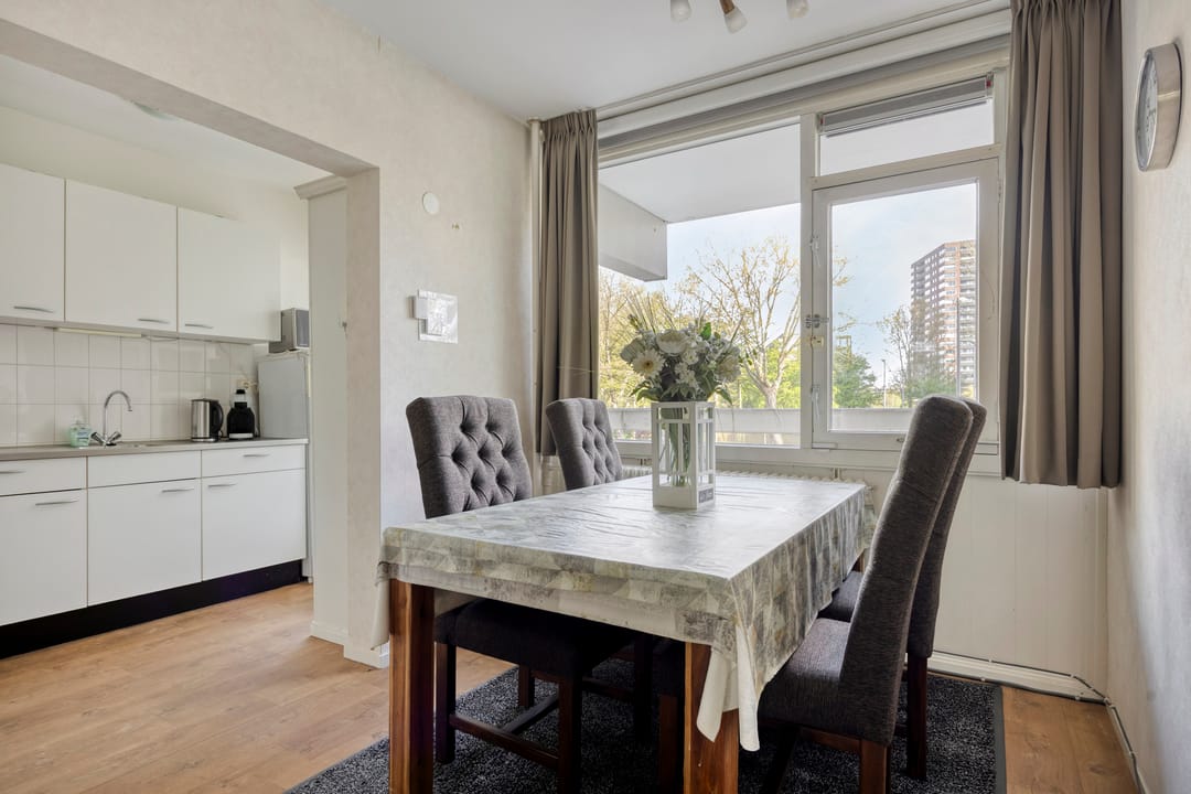 Foto 11 van Zernikeplaats 10