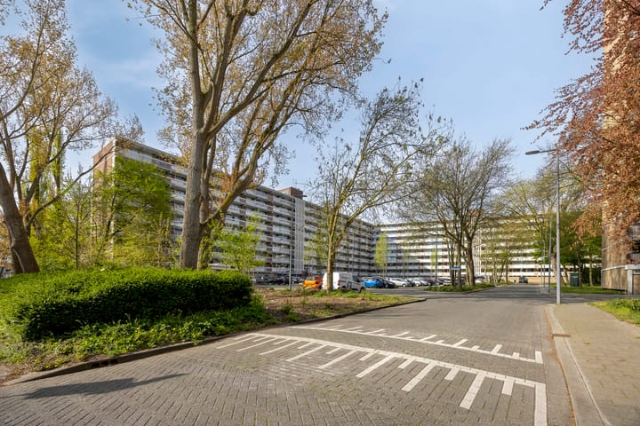 Foto 3 van Zernikeplaats 10