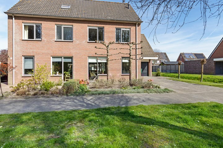 Photo 4 of Koning Radboudlaan 17