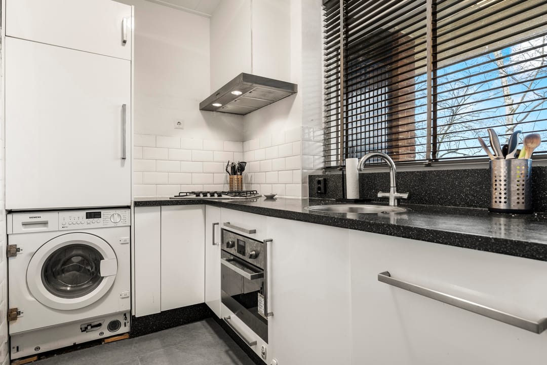 Photo 23 of Eykmanstraat 14-II