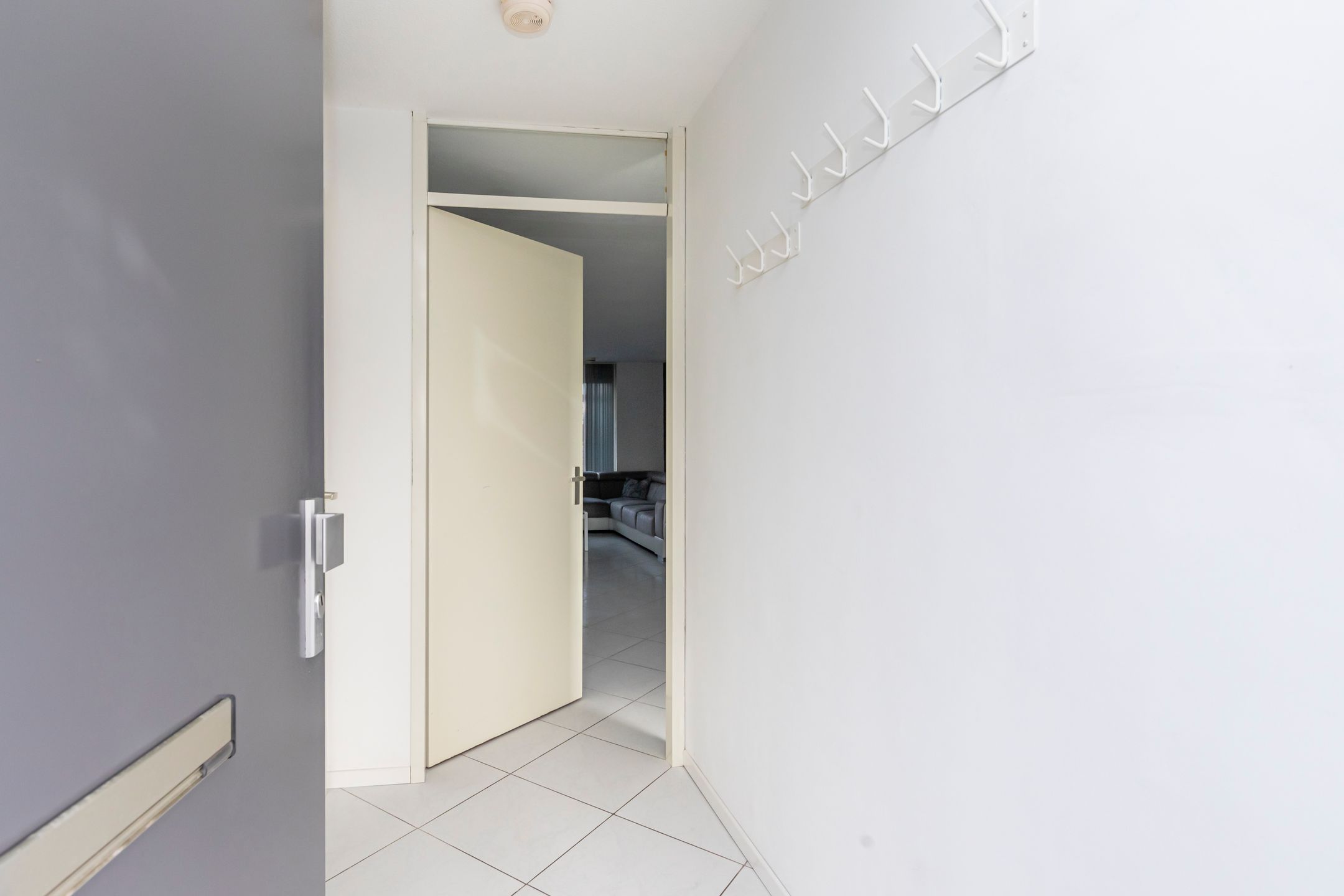 Photo 6 of Carry van Bruggenhof 39