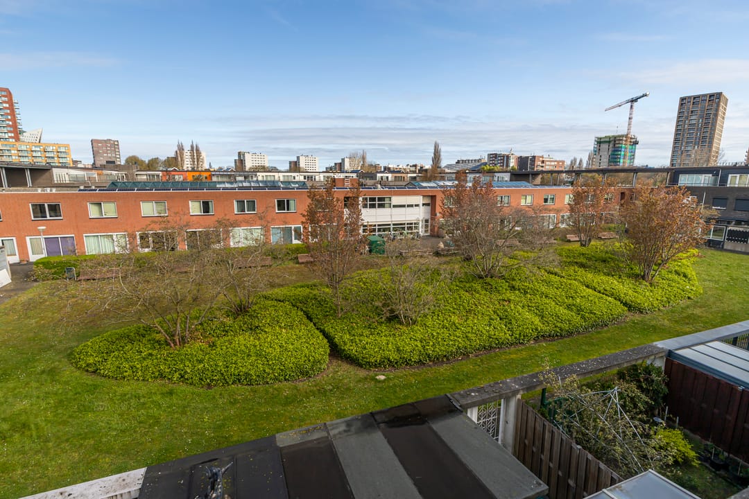 Photo 23 of Carry van Bruggenhof 39