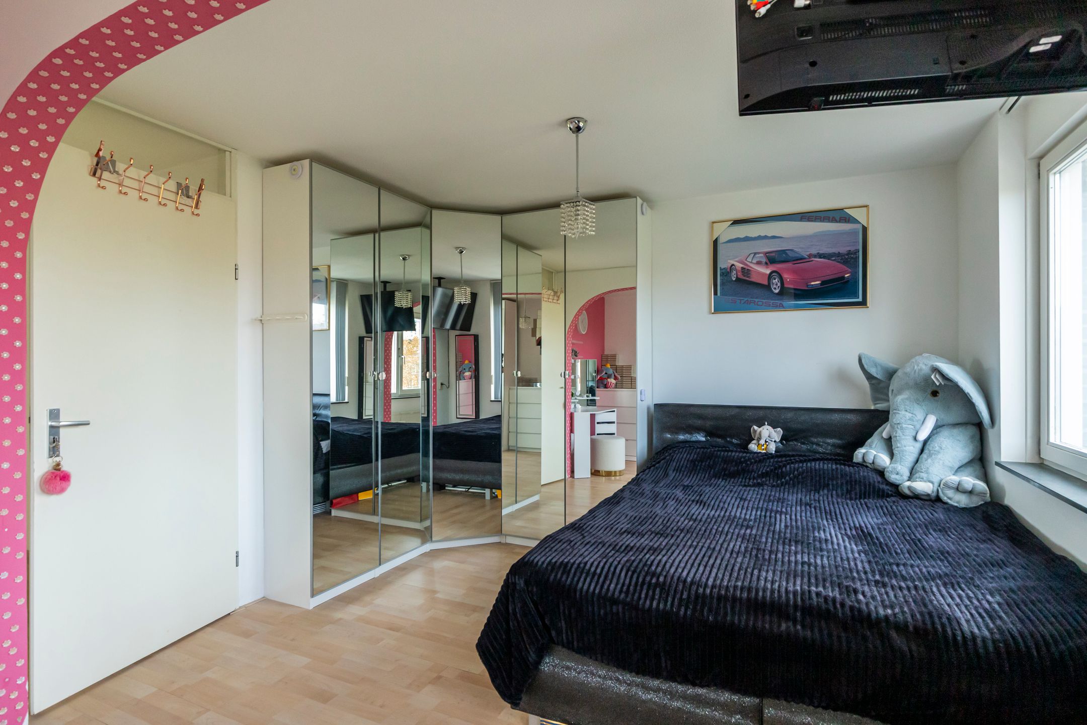 Photo 15 of Carry van Bruggenhof 39