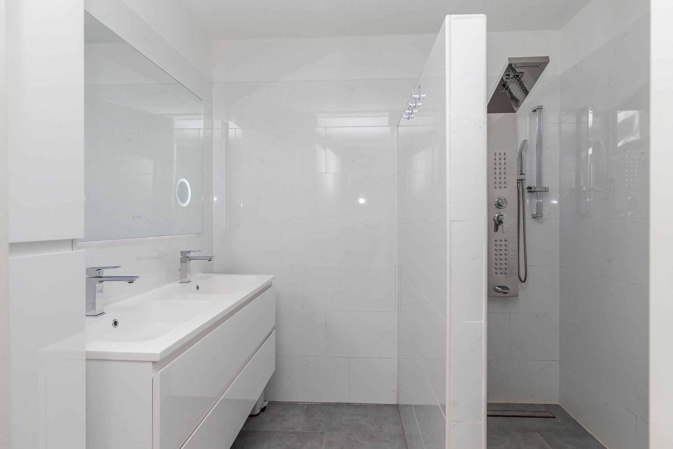 Photo 18 of Carry van Bruggenhof 39