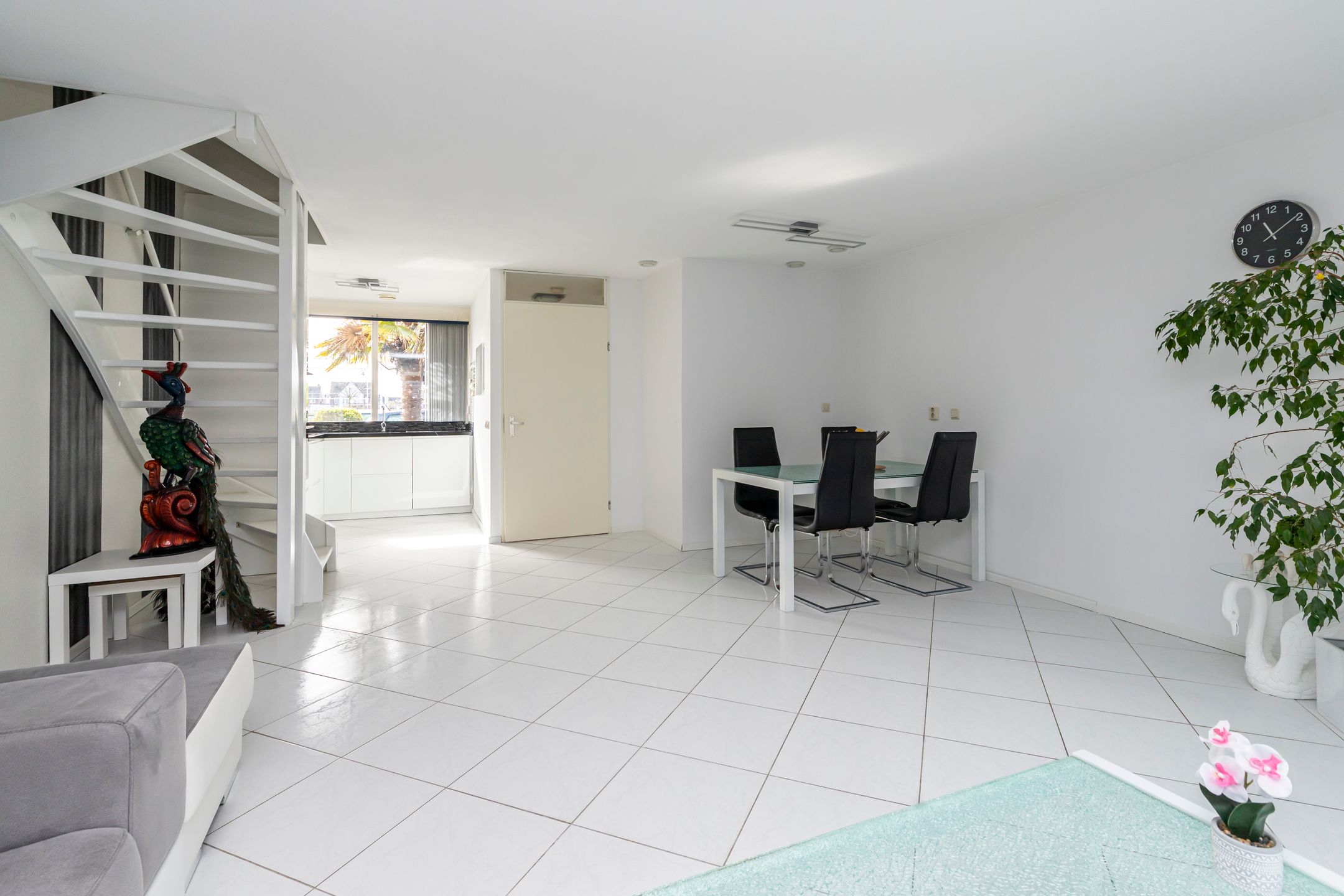 Photo 3 of Carry van Bruggenhof 39