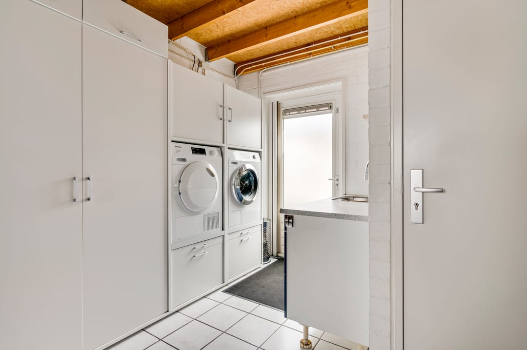 Photo 16 of Krophollerstraat 8