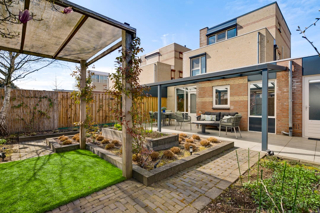 Photo 32 of Krophollerstraat 8