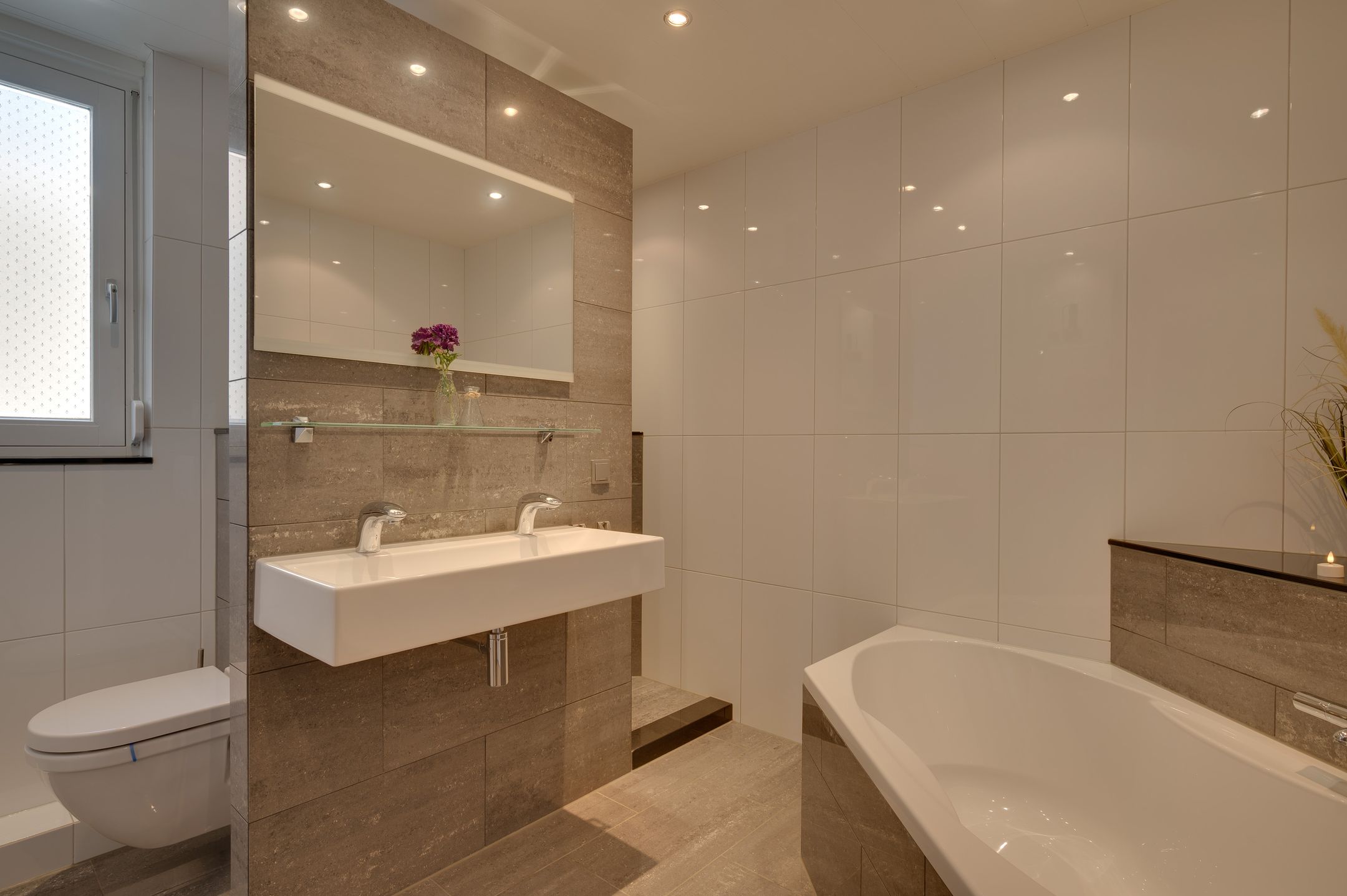 Photo 21 of Krophollerstraat 8