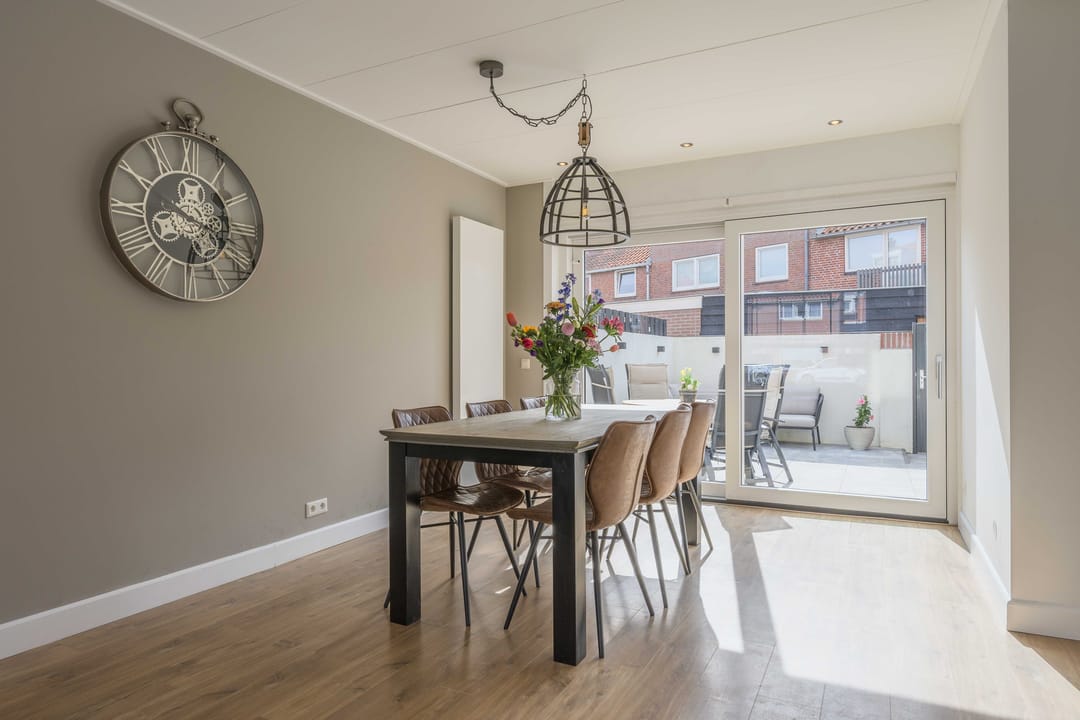 Photo 16 of Duinroosstraat 12