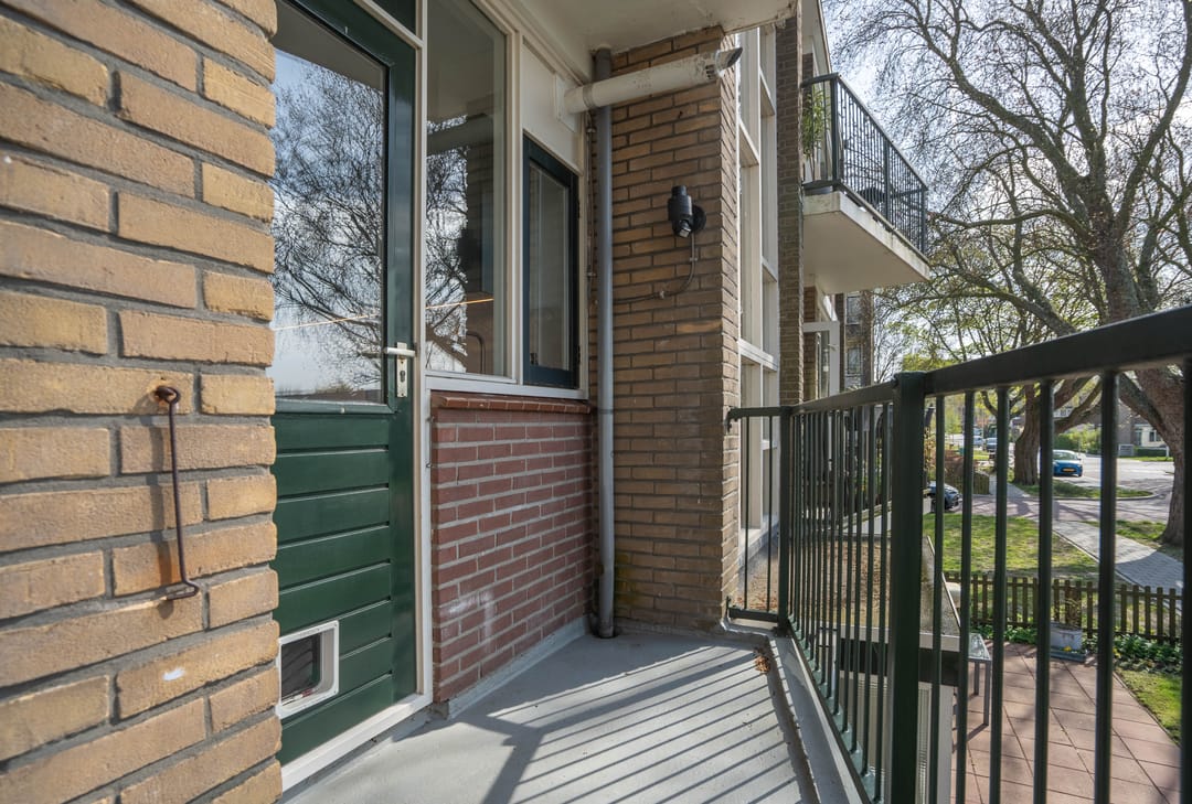 Photo 16 of Merelstraat 50