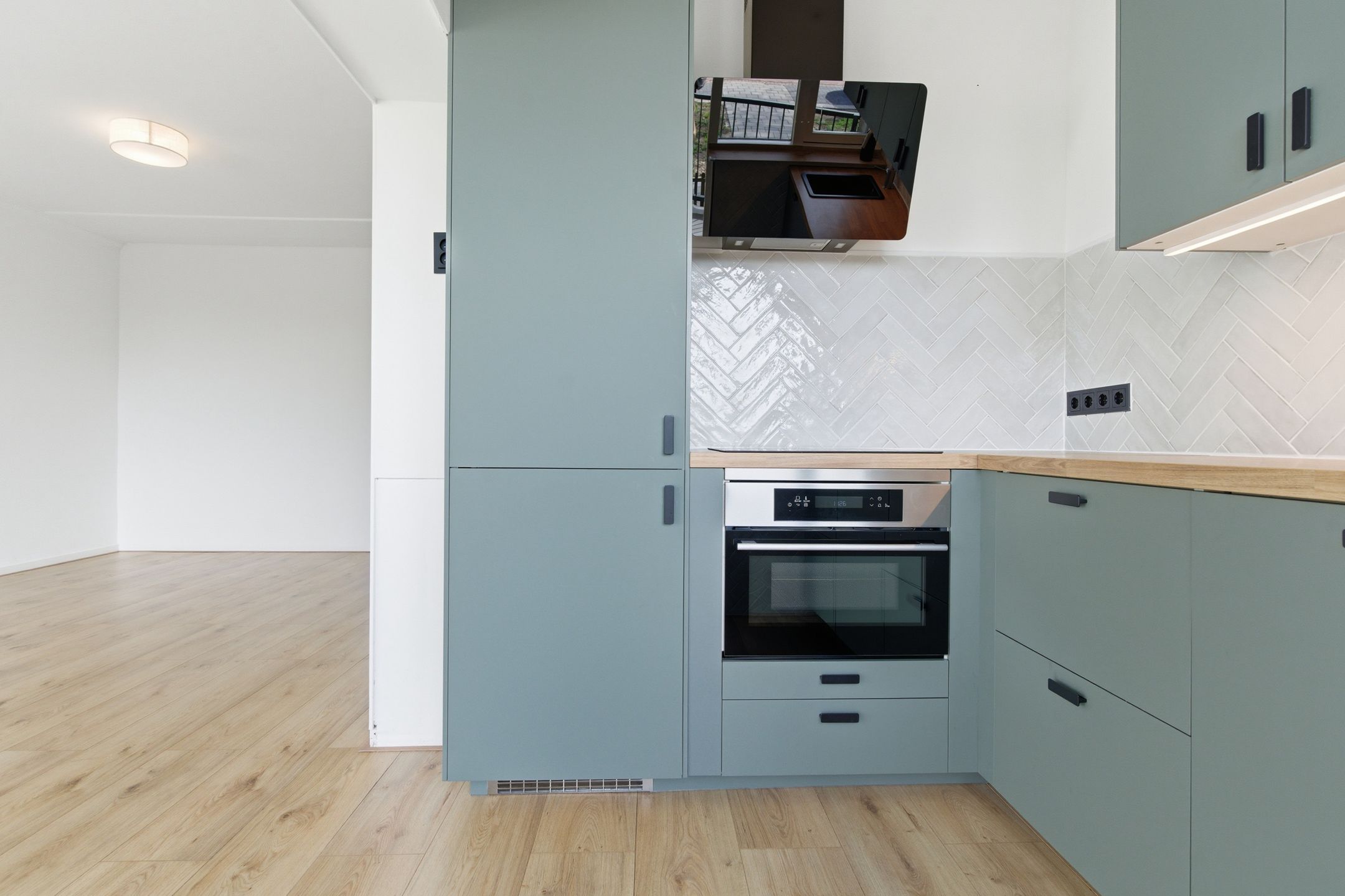 Photo 18 of Merelstraat 50