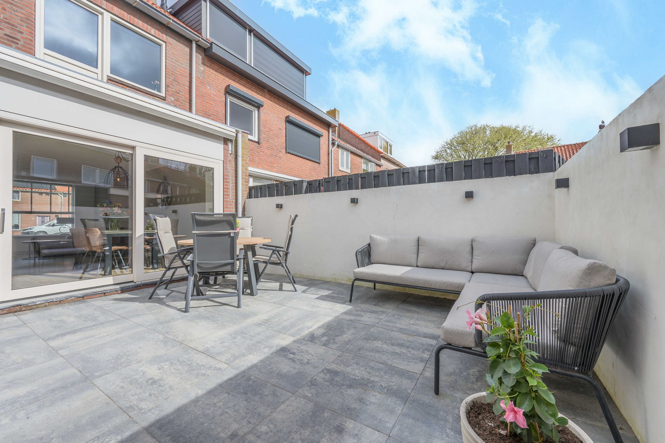 Photo 27 of Duinroosstraat 12