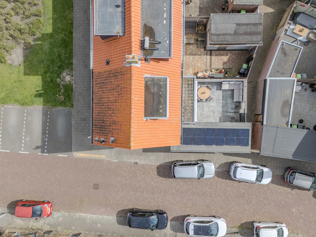 Photo 31 of Duinroosstraat 12