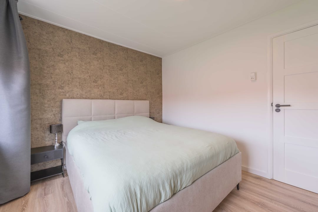 Photo 41 of Duinroosstraat 12