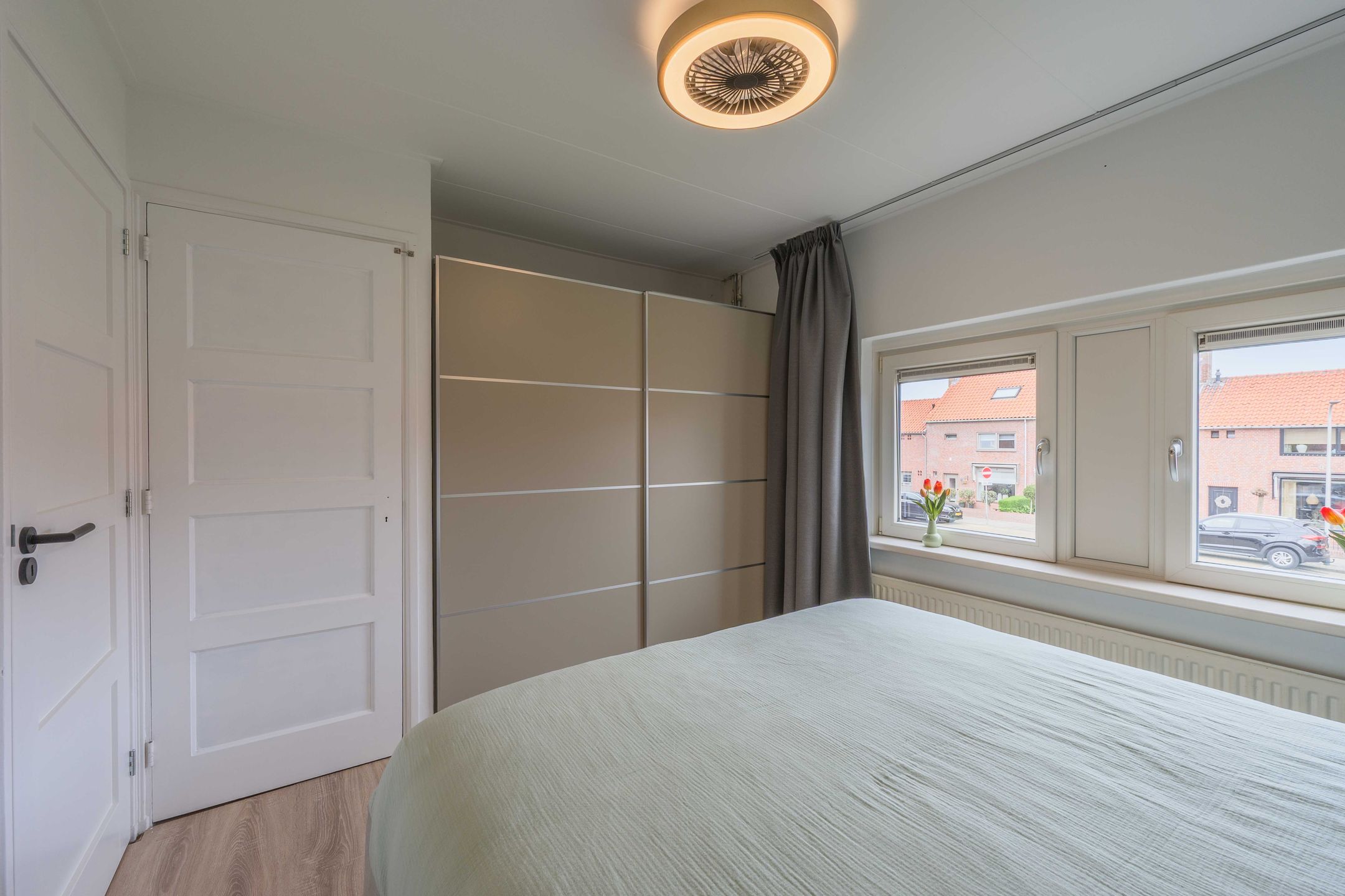 Photo 42 of Duinroosstraat 12