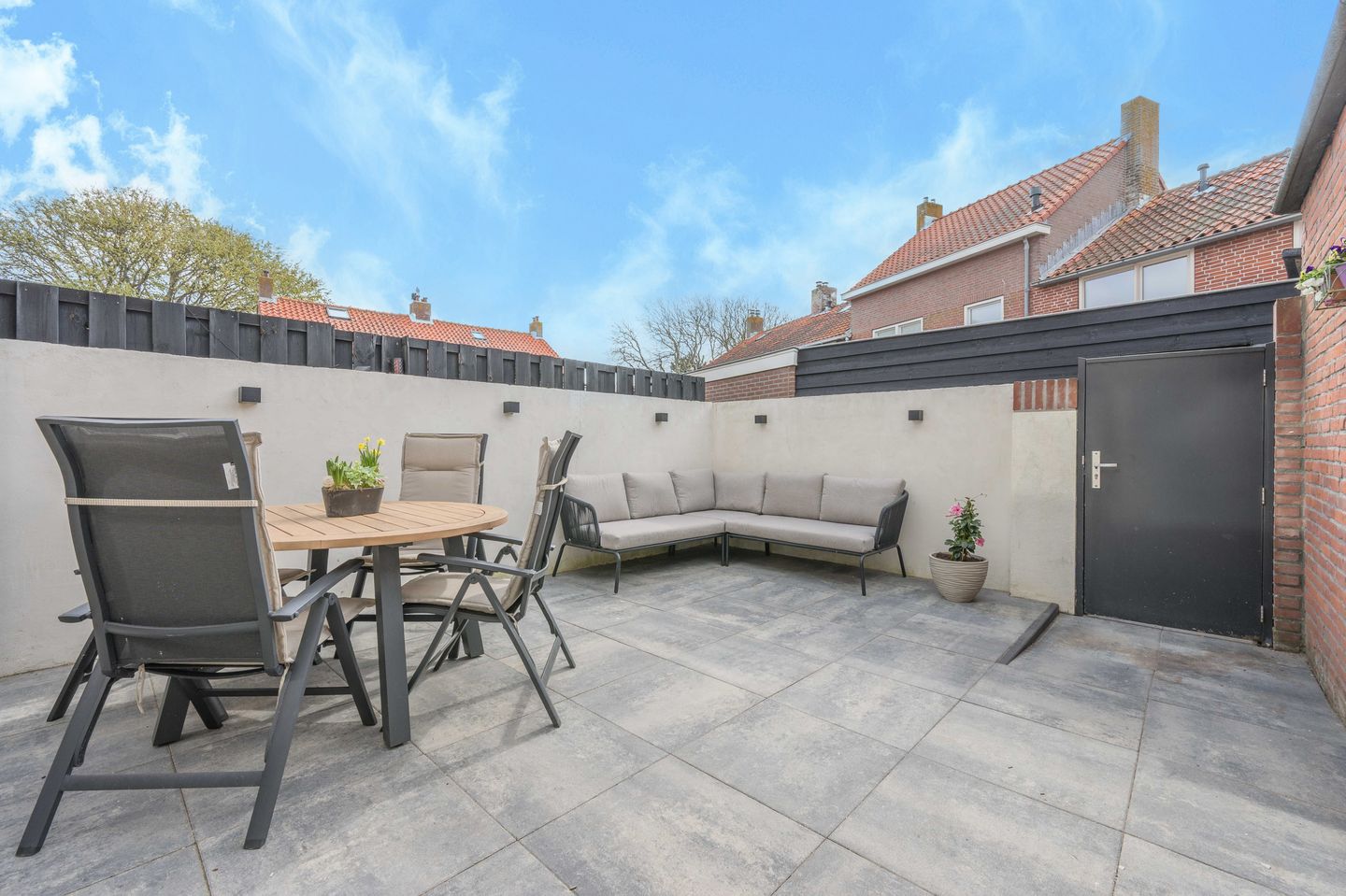 Photo 25 of Duinroosstraat 12