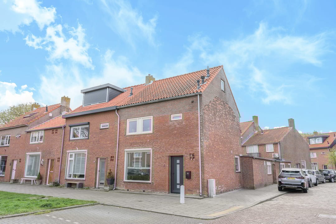 Photo 1 of Duinroosstraat 12