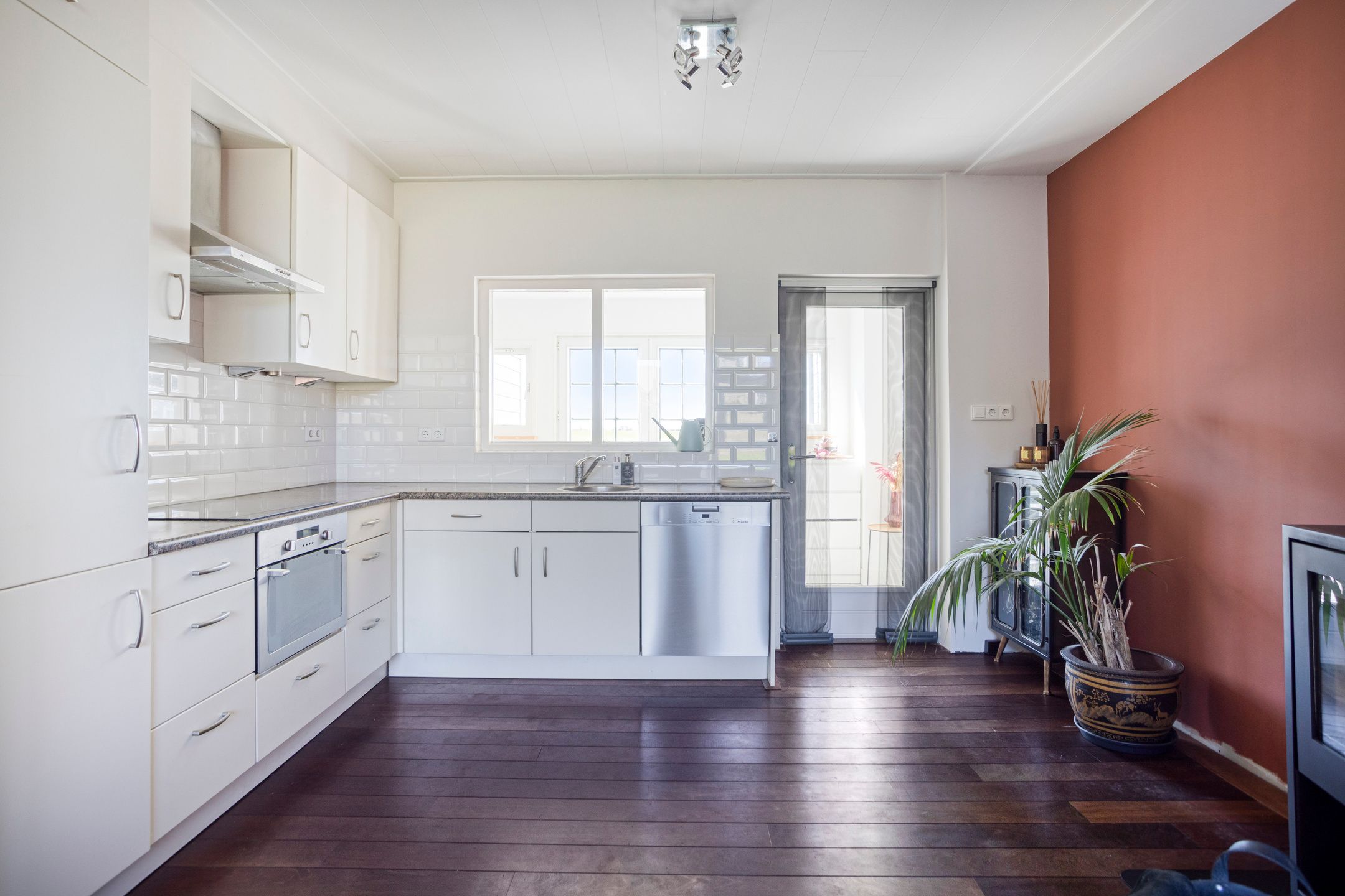 Photo 15 of Herenweg 25