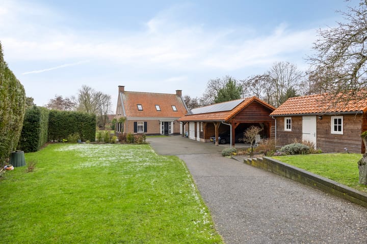 Foto 4 van De Ruyterstraat 15