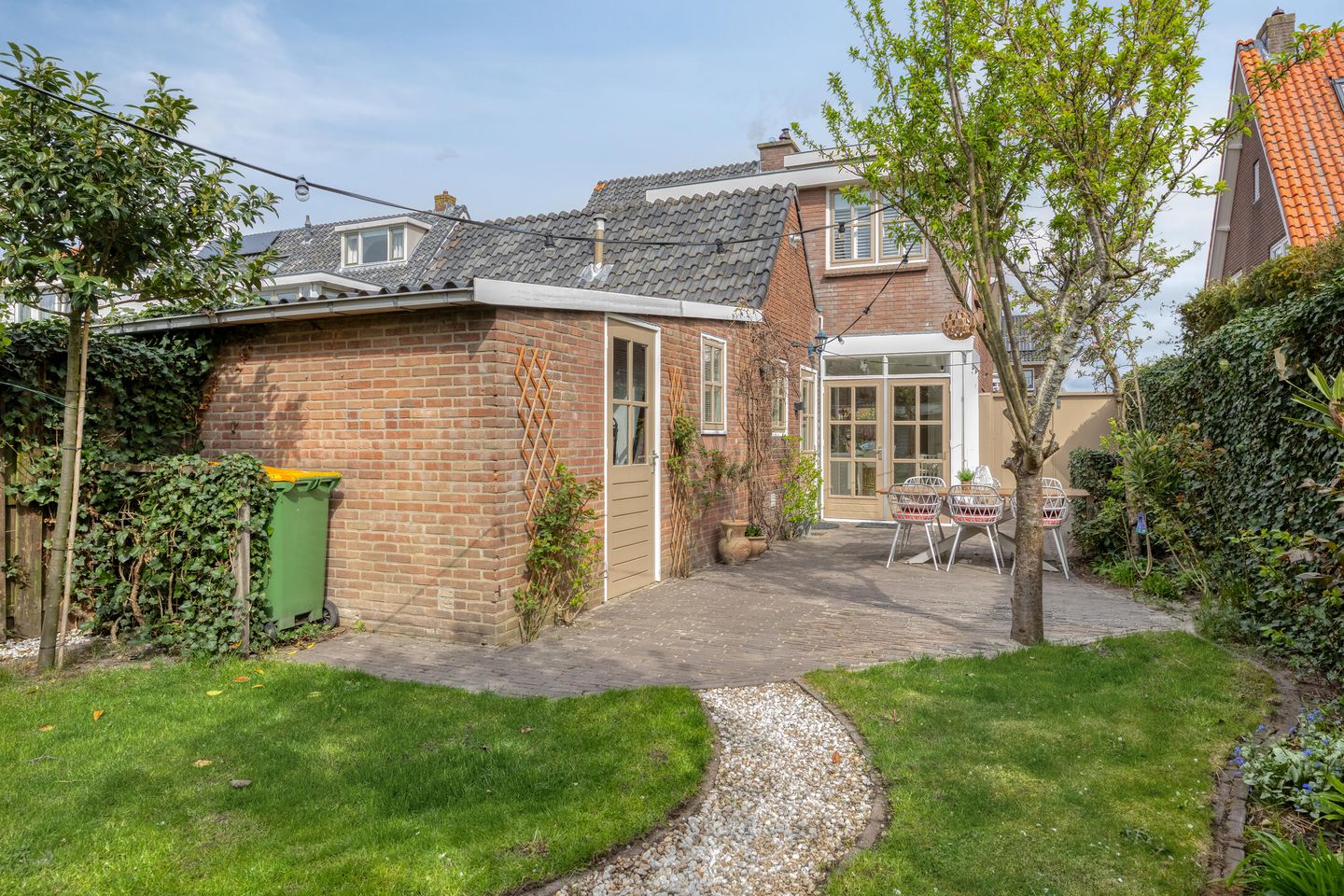 Photo 49 of Buurtlaan west 52