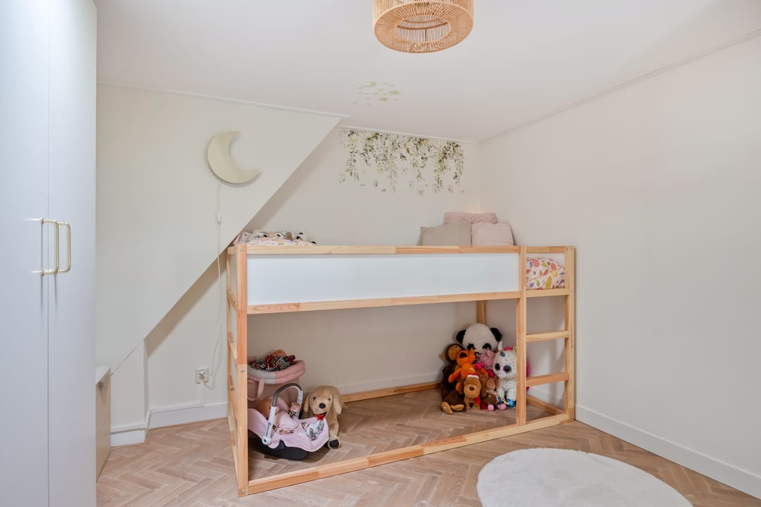 Photo 32 of Buurtlaan west 52