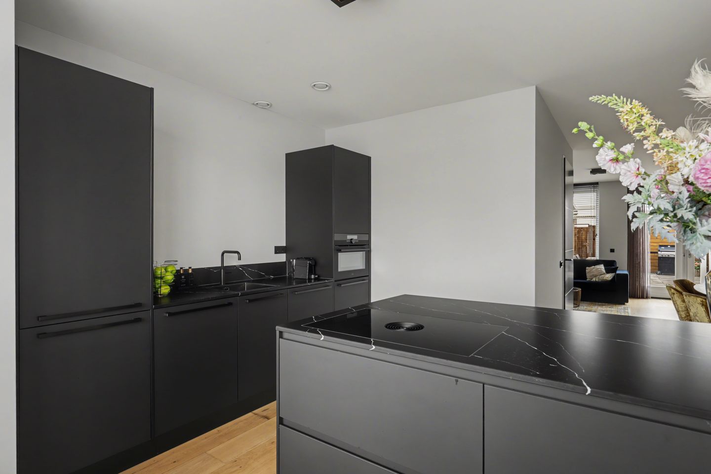 Foto 10 van Dominee Van Ingenstraat 1