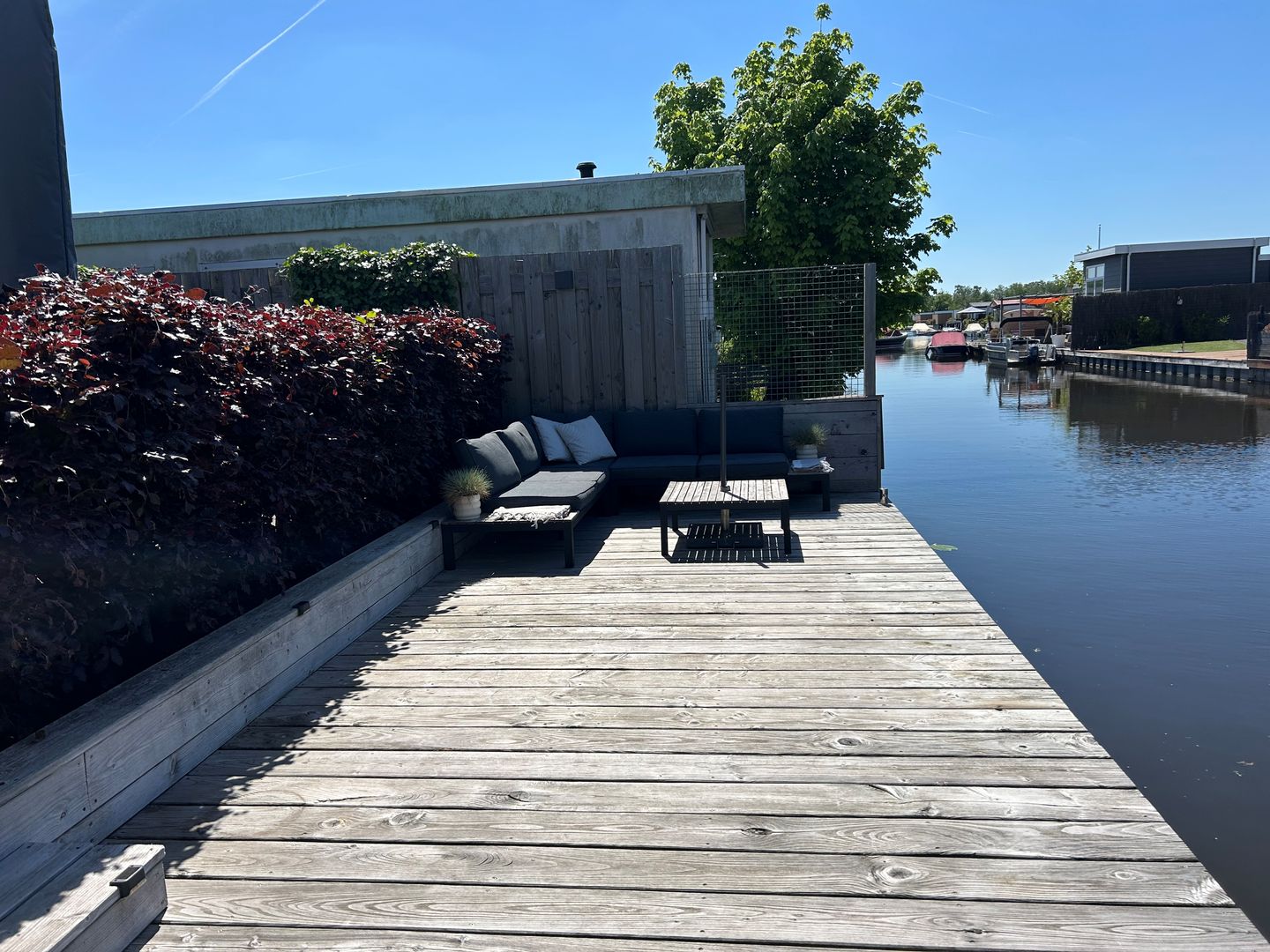 Foto 25 van Nieuw-Loosdrechtsedijk 211-D26