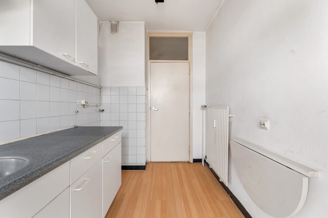 2-Room Apartment with Sunny Balcony on Own Ground in Waldeck-Noord — 26