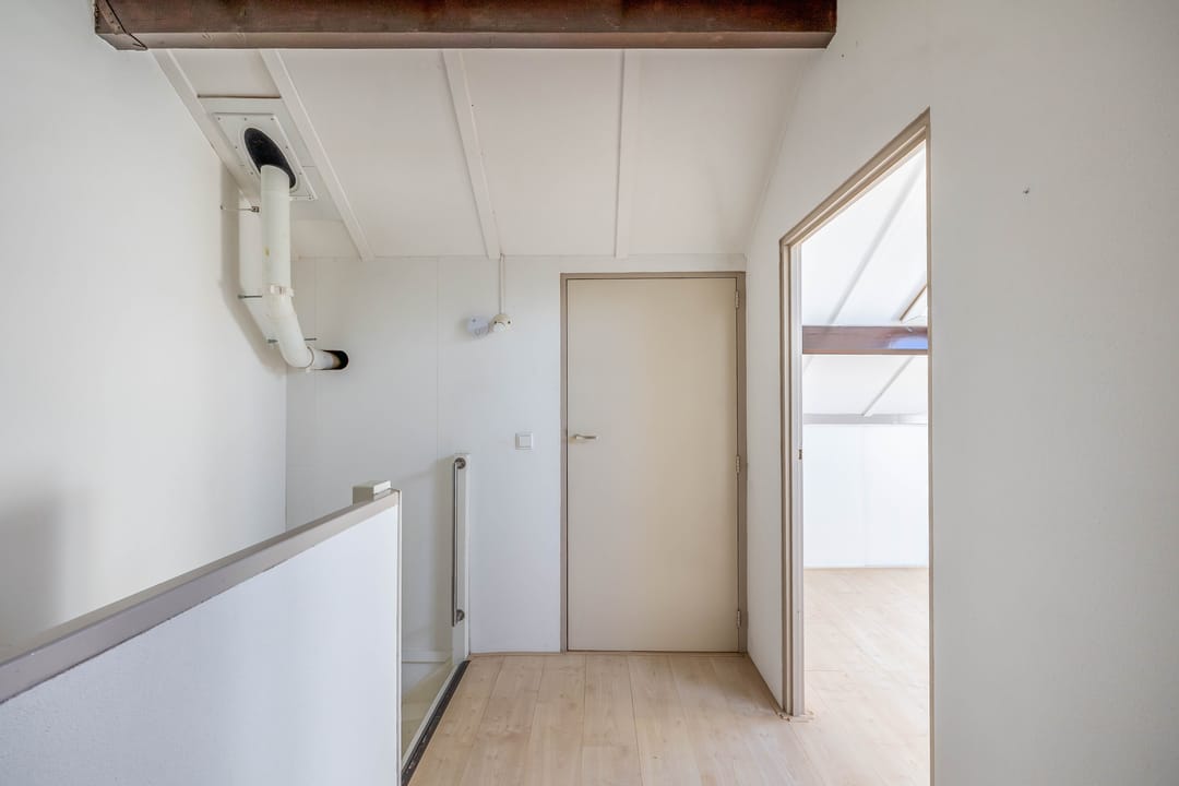 Comfortable and Sustainable Living in Rosmalen's Green Neighborhood — 31