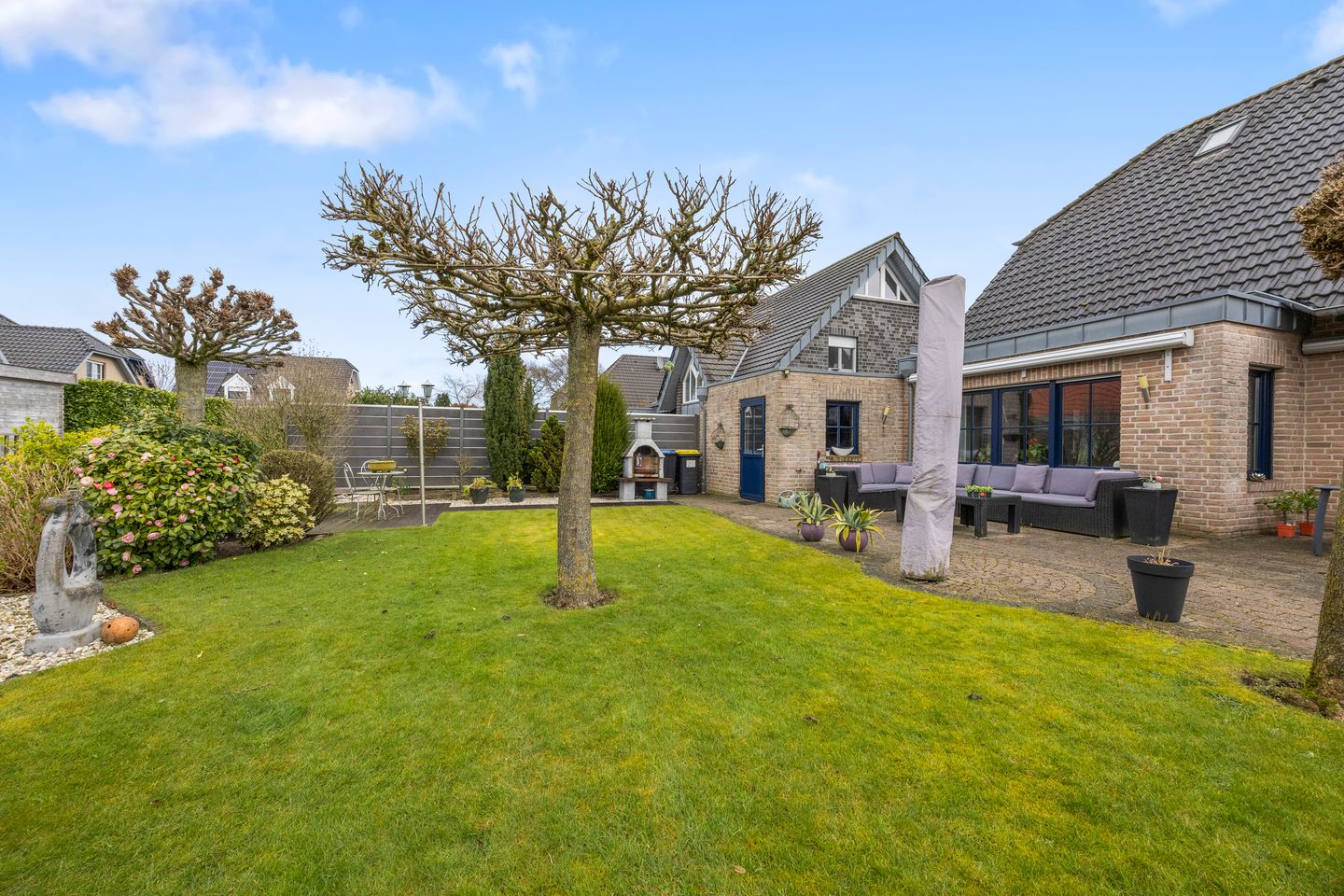 Foto 4 van Elisabeth-Becker-Strasse 1