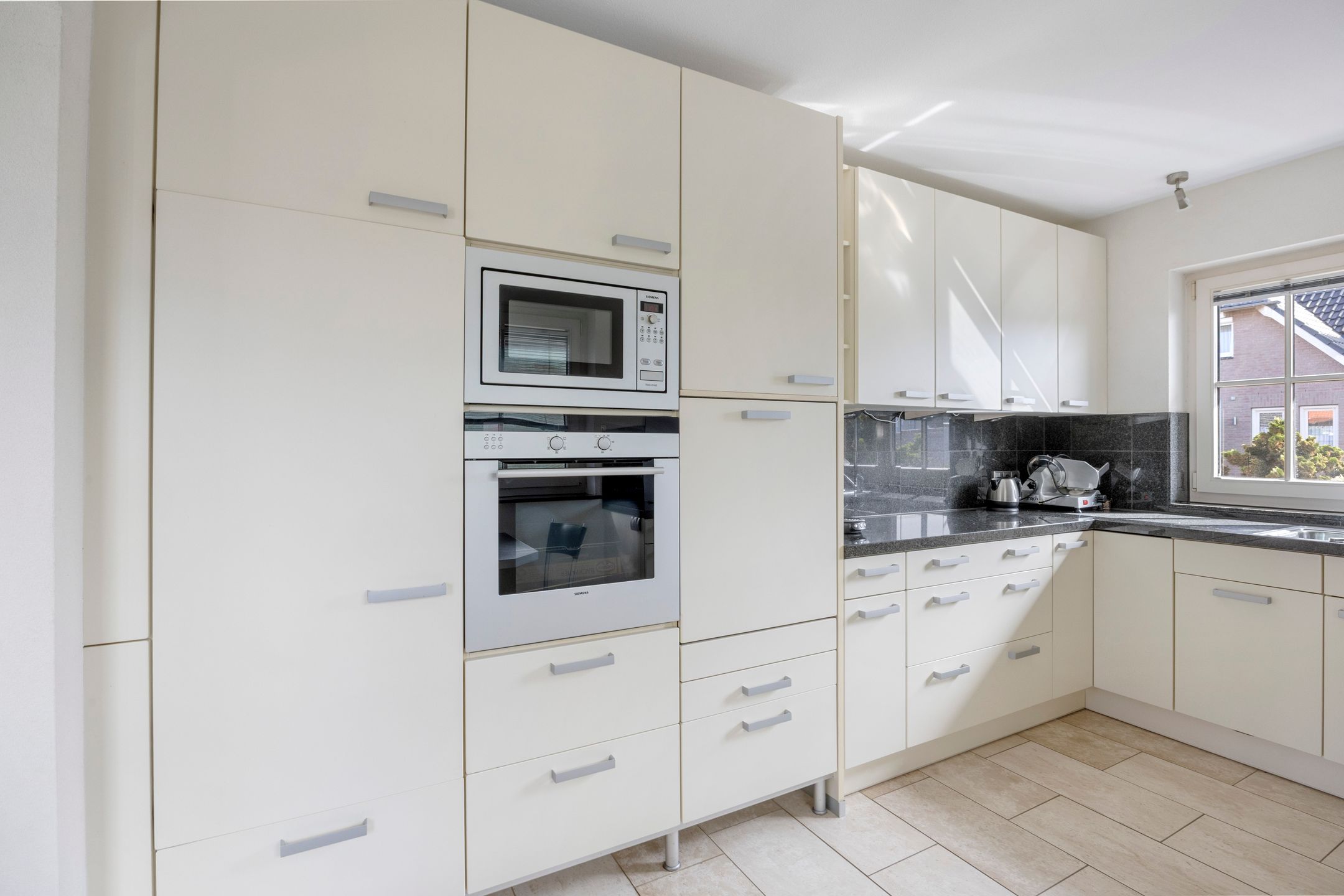 Foto 21 van Elisabeth-Becker-Strasse 1